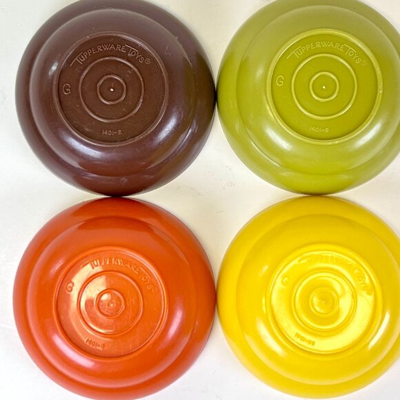 TUPPERWARE Vtg 17 Piece Kid Mini Dishes Pitcher Mug Toys Plates Cups Bowls 1970s - Picture 9 of 16